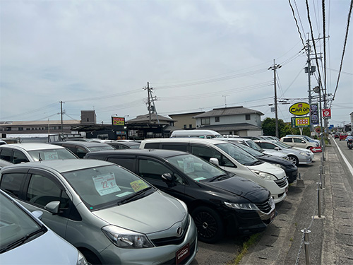 常に100台以上在庫をストックしています4